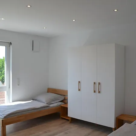 Moebliertes Einzimmerapartment Mit Einzelbetten In Kulmbach, Ada3