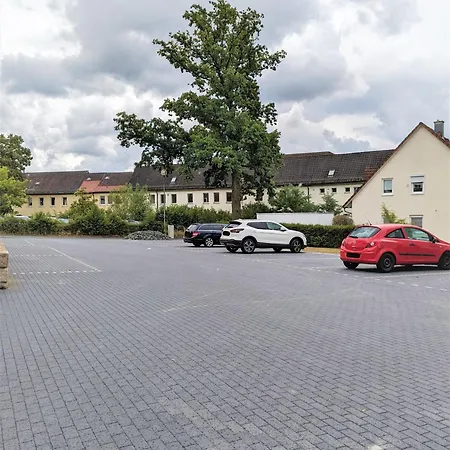 Moebliertes Einzimmerapartment Mit Einzelbetten In Kulmbach, Ada3 * Kulmbach